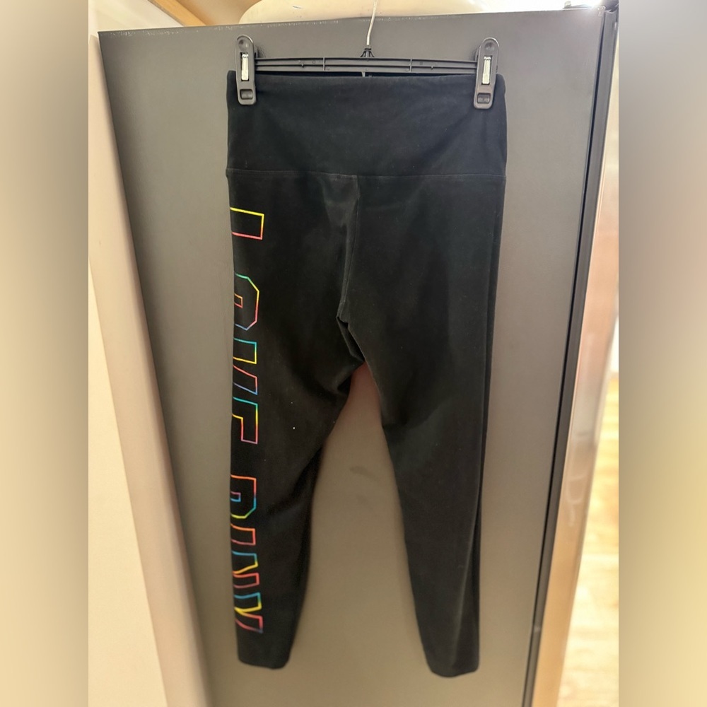 PINK Victoria's Secret Black Leggings with Colorful Logo - Picture 6 of 8